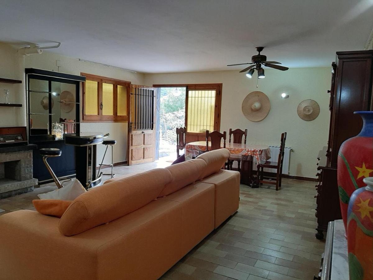 Habitaciones En Villa Coliving Casa Rural San Fausto de Campcentellas 外观 照片